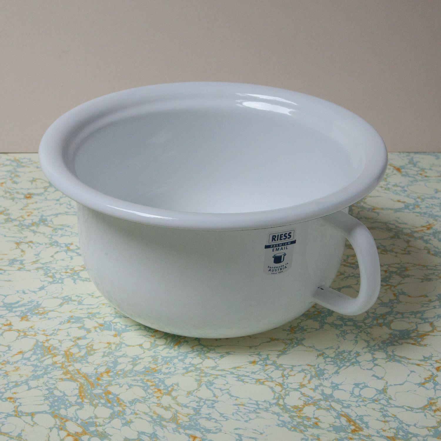 Découverte d'un pot de chambre de l'époque romaine Découverte d'un pot de chambre de l'époque romaine