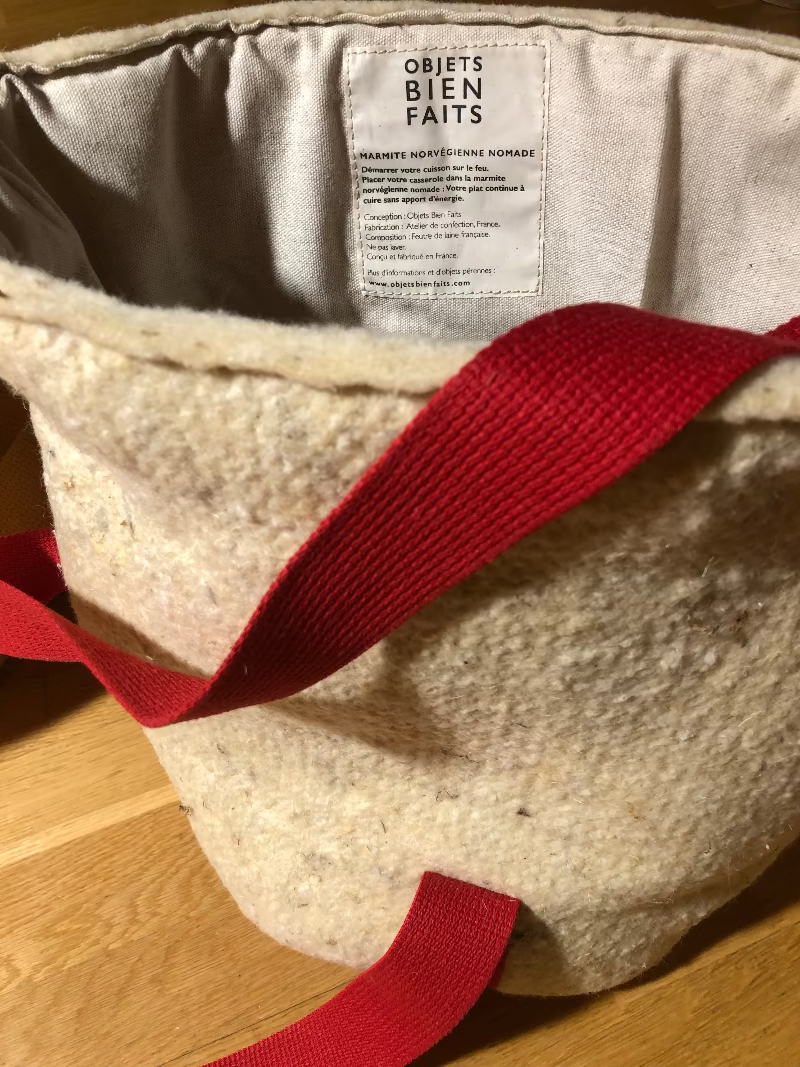 Marmite norvégienne nomade - Objets Bien Faits rouge